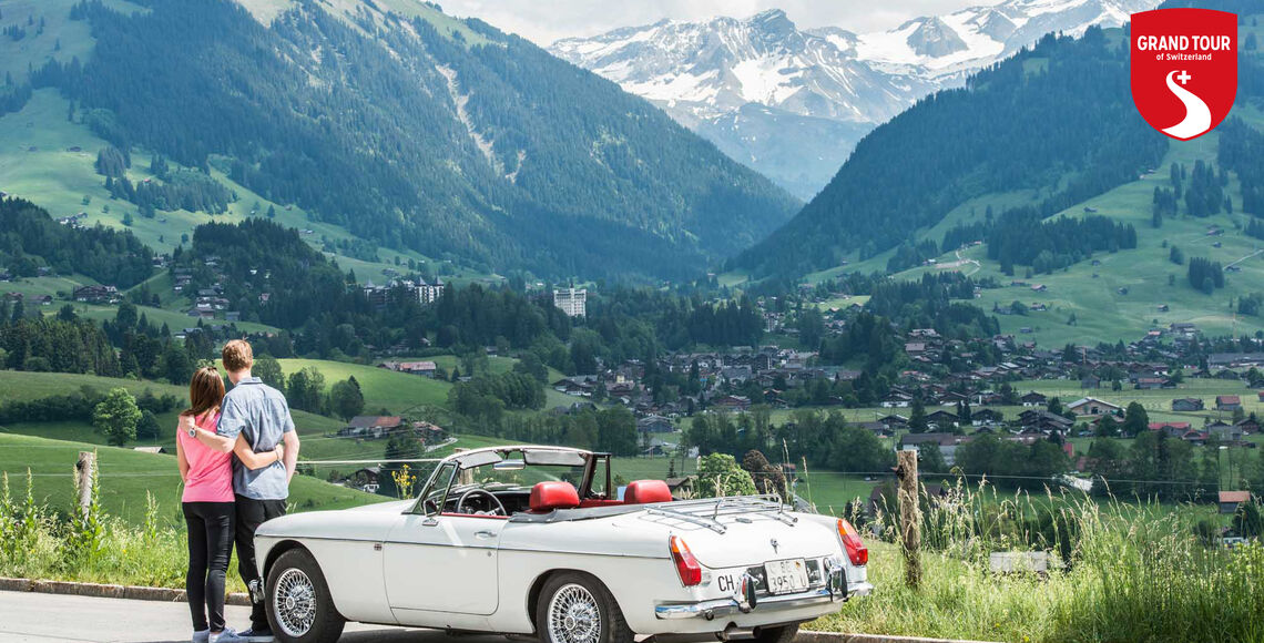 Dix villages de chalets parsèment la Destination Gstaad. Ici, les visiteurs peuvent trouver une variété unique d'offres de loisirs au milieu de paysages alpins magnifiques et originels.
